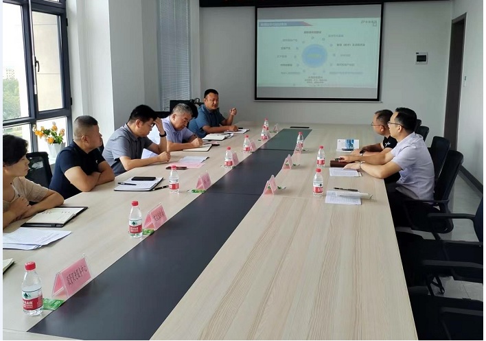 J9����-����վ����