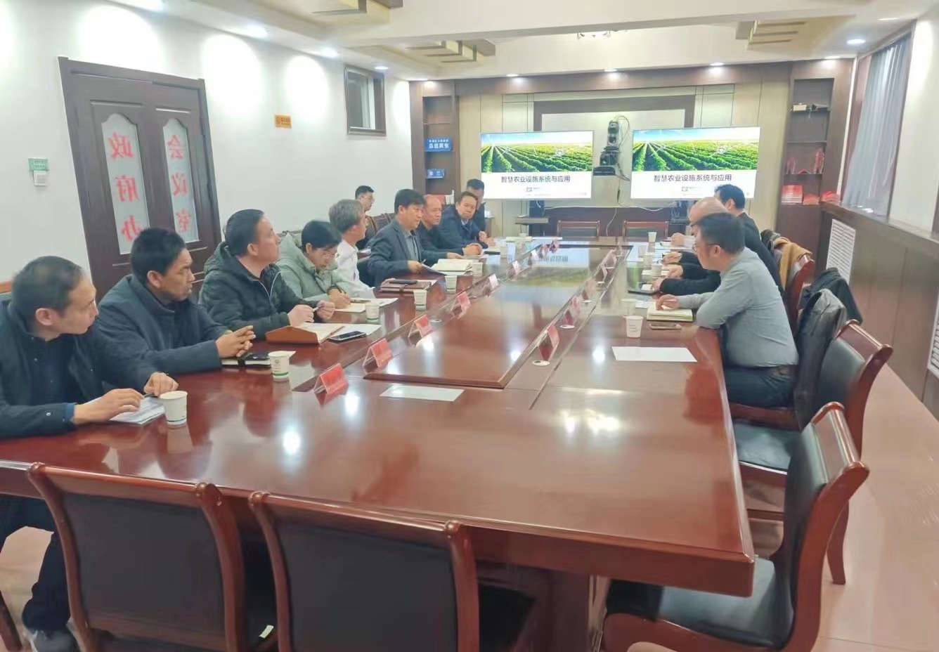 J9����-����վ����