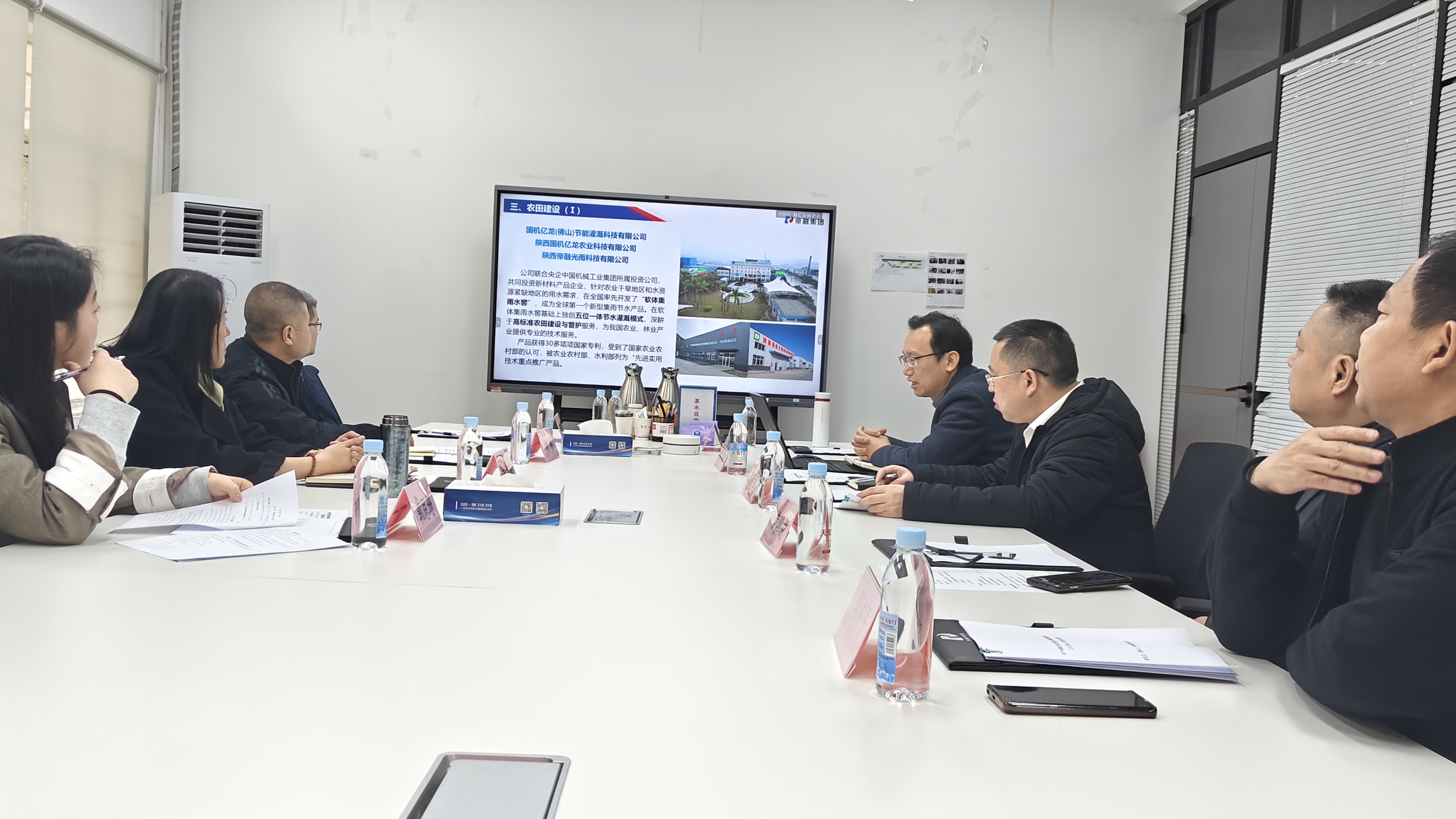 J9����-����վ����