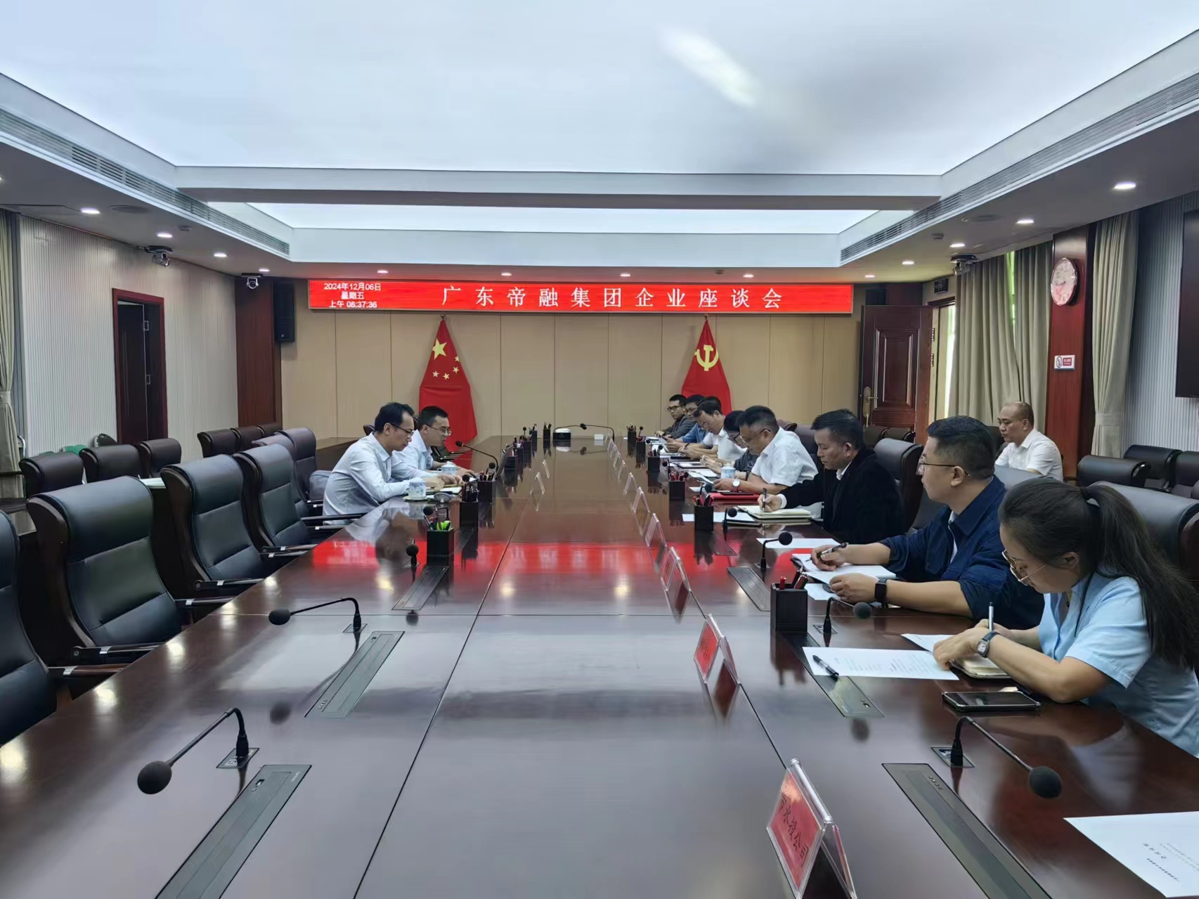 J9����-����վ����