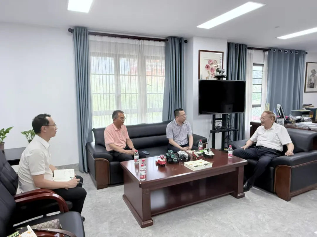 J9����-����վ����