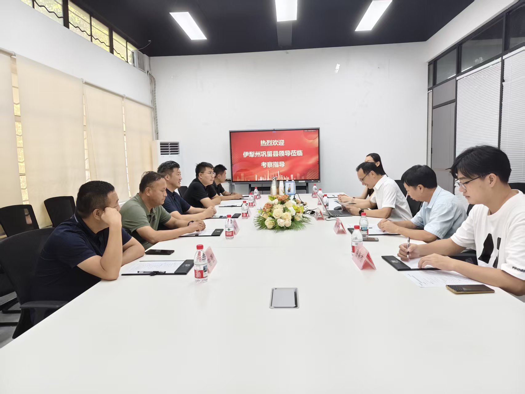 J9����-����վ����