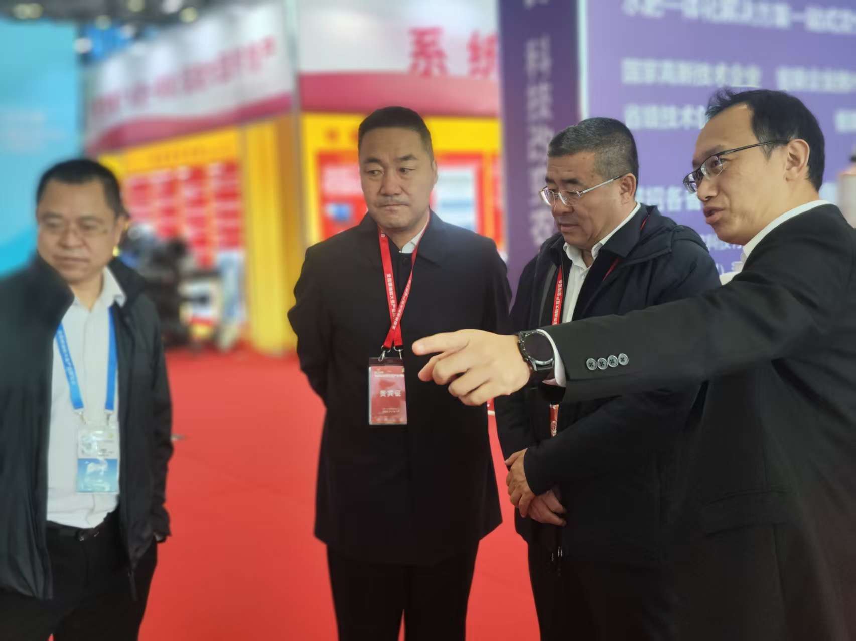 J9����-����վ����