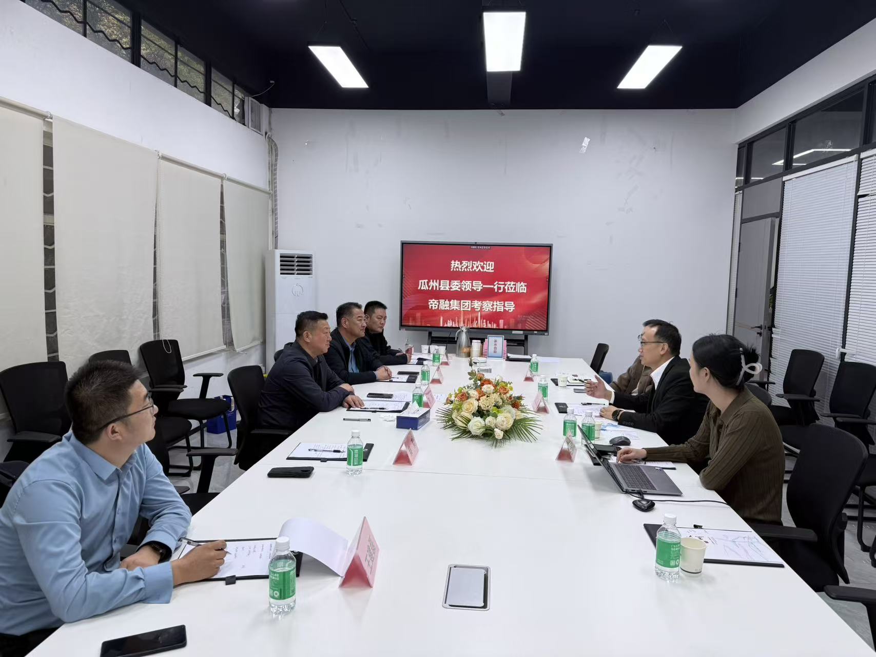 J9����-����վ����